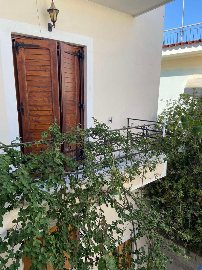 Filoxenia Apartments Mytilíni Exterior foto